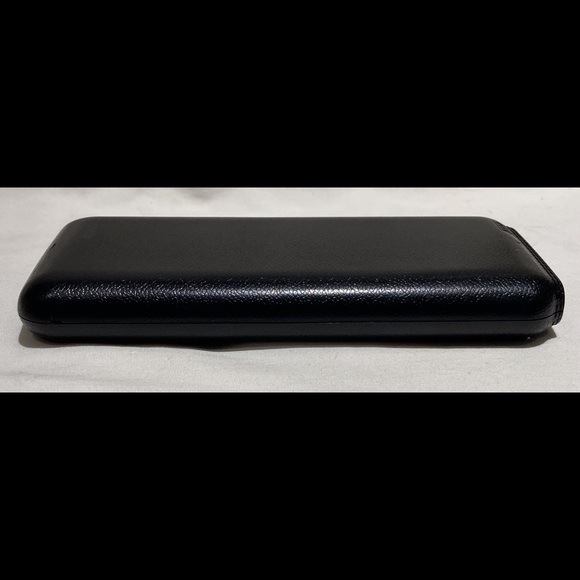 Rayovac Powerbank/Portable Charger 16000 mAh PS95BK - Picture 6 of 9